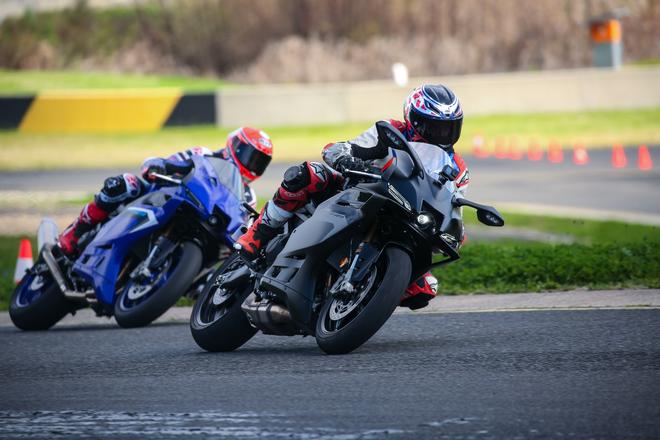 We R Family YZF-R9 Experience