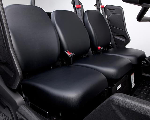 Spacious 3-seat layout                                                                                                                                                                                                                                    