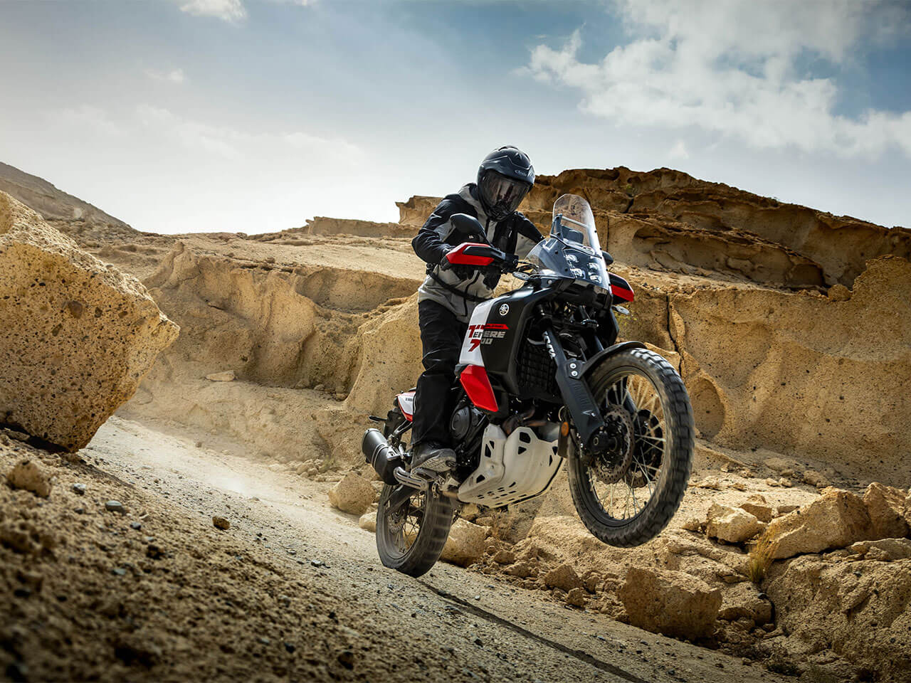 2026_xtz700d_bwp1_aus_act_009_1280x960.jpg