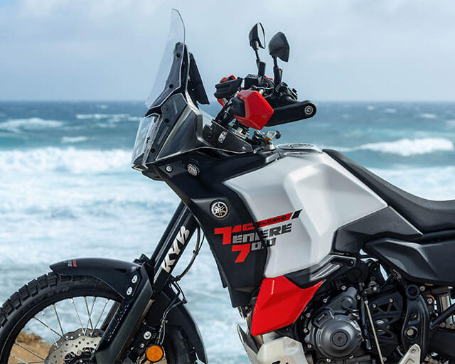 Redesigned body and headlight unit                                                                                                                                                                                                                        