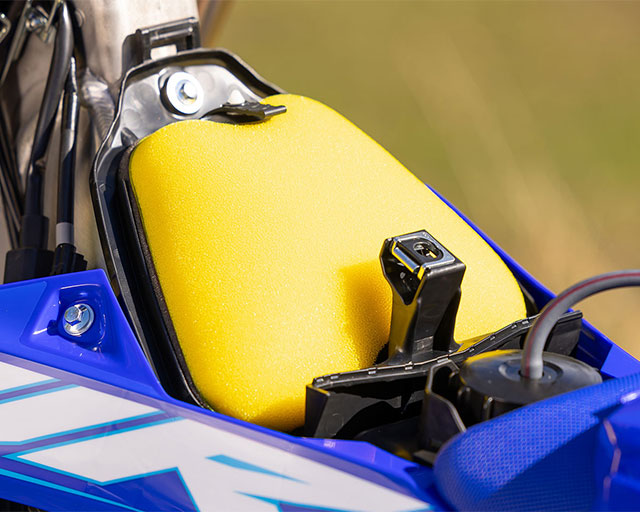 Free flow air filter                                                                                                                                                                                                                                      