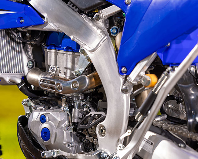 Bilateral beam frame                                                                                                                                                                                                                                      