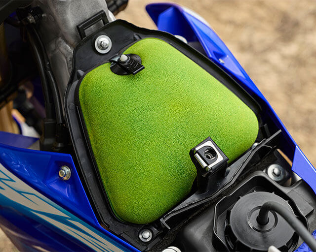 Easy access air filter                                                                                                                                                                                                                                    