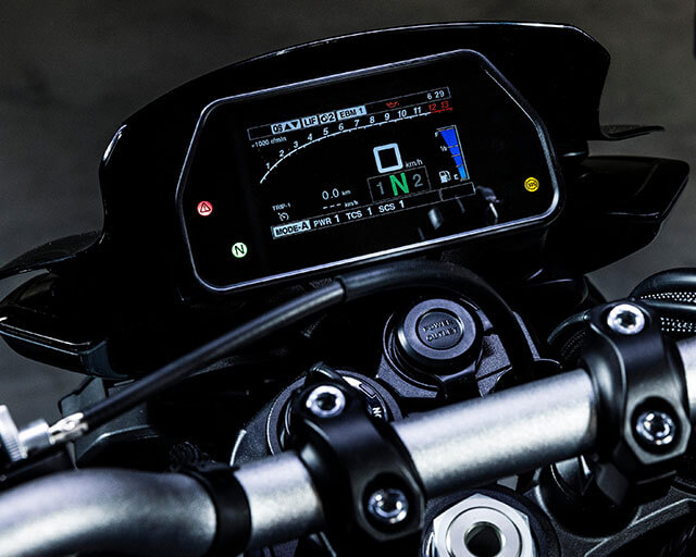 4.2in full-colour TFT display                                                                                                                                                                                                                             