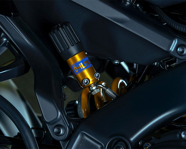 Exclusive Fully-Adjustable Suspension                                                                                                                                                                                                                     