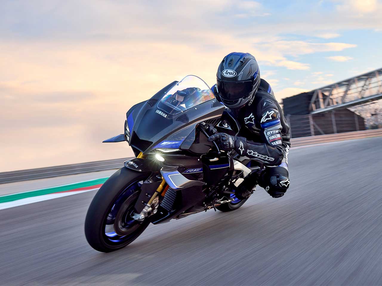 YZF-R1M Yamaha Motor Australia